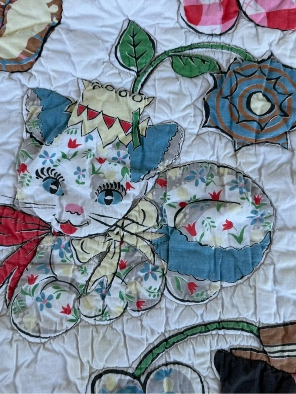 VTG Mid Century Animal Crib Blanket Puppy Kitty Bunny Flower Yellow Cutter 38x44